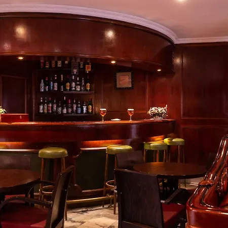 Otel Princesse Isabelle Puteaux